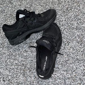 New without tags all black Mens ASICS